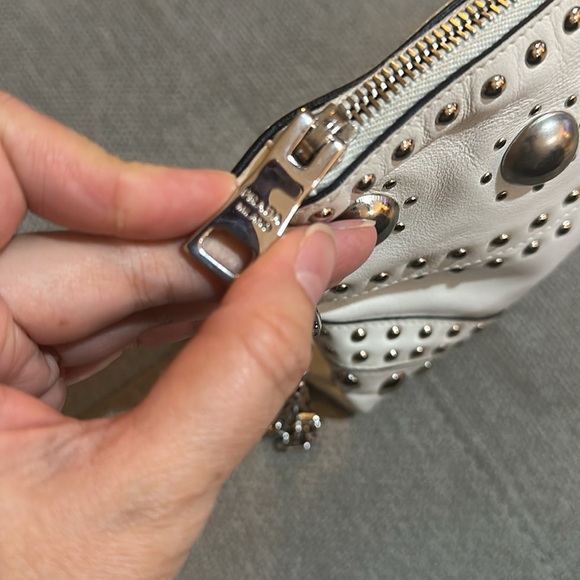 PRADA BAG - Picture 8 of 14